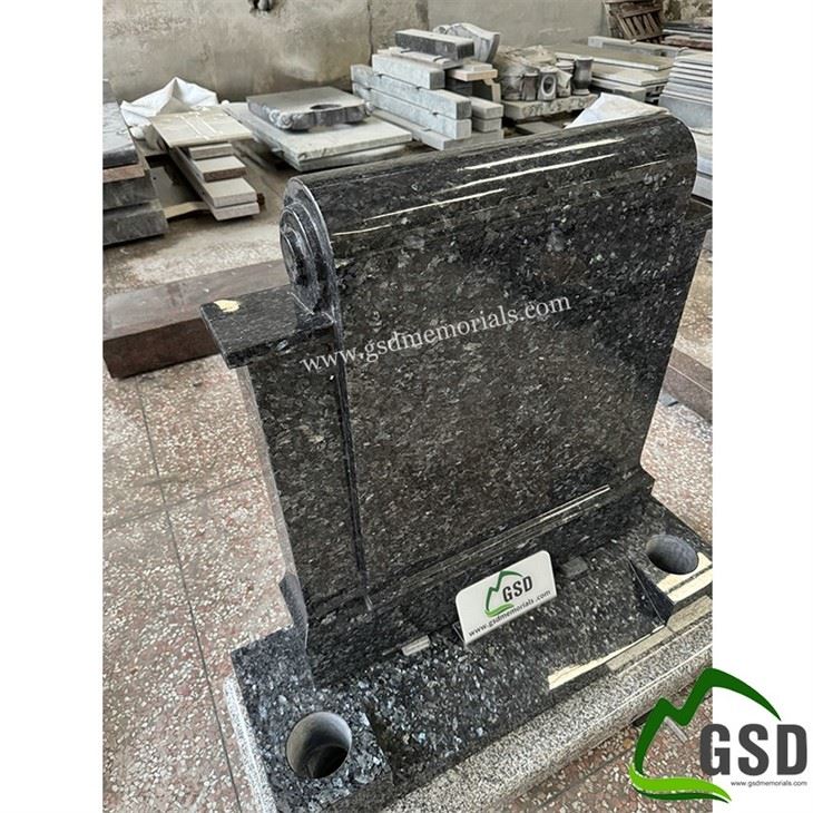 Scroll Monument