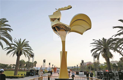 Sparkling -Egret Island, Overflowing With Starlight